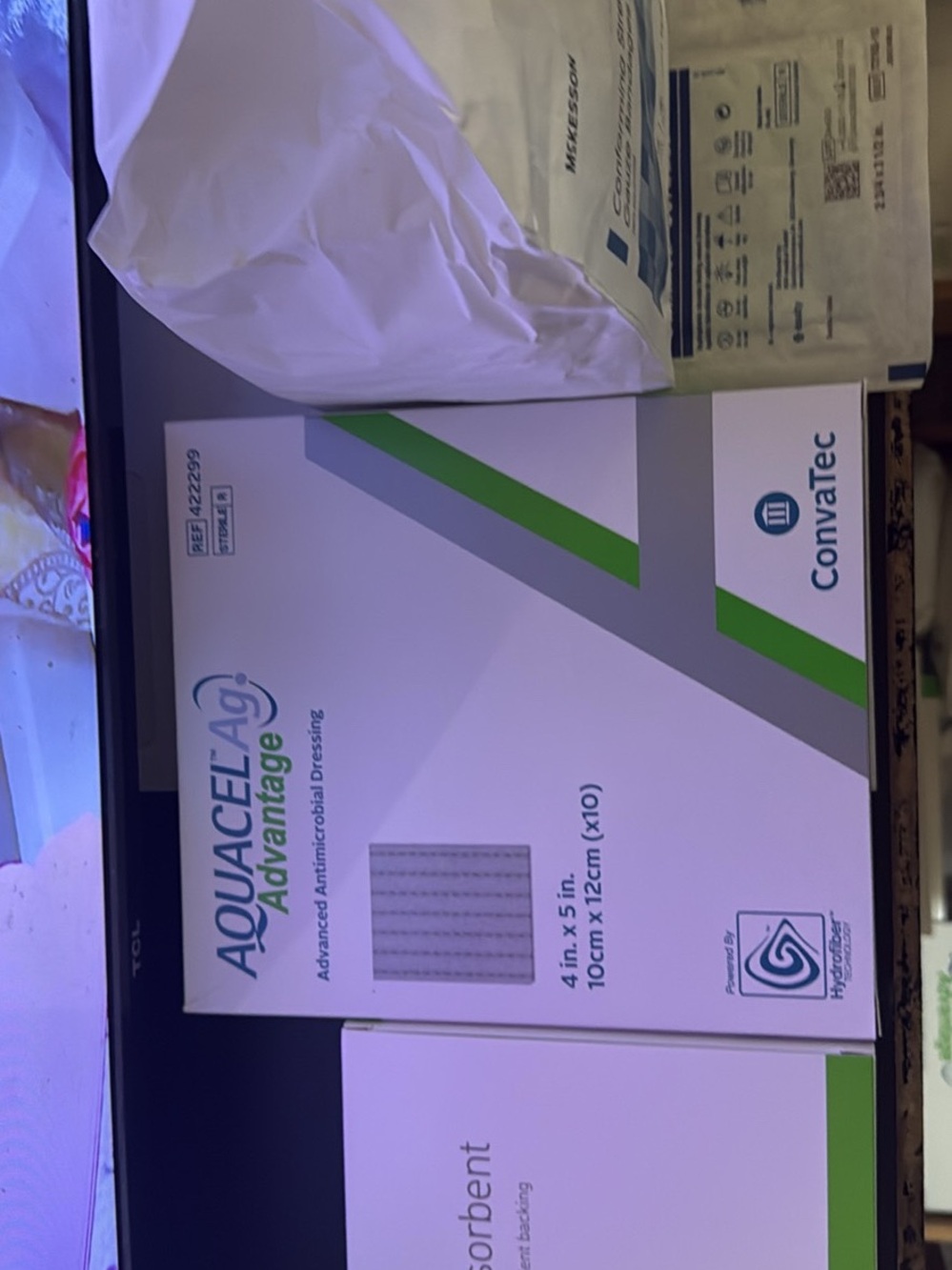 ConvaTec AQUACEL Ag+ Advantage Antimicrobial Dressing - White & Green